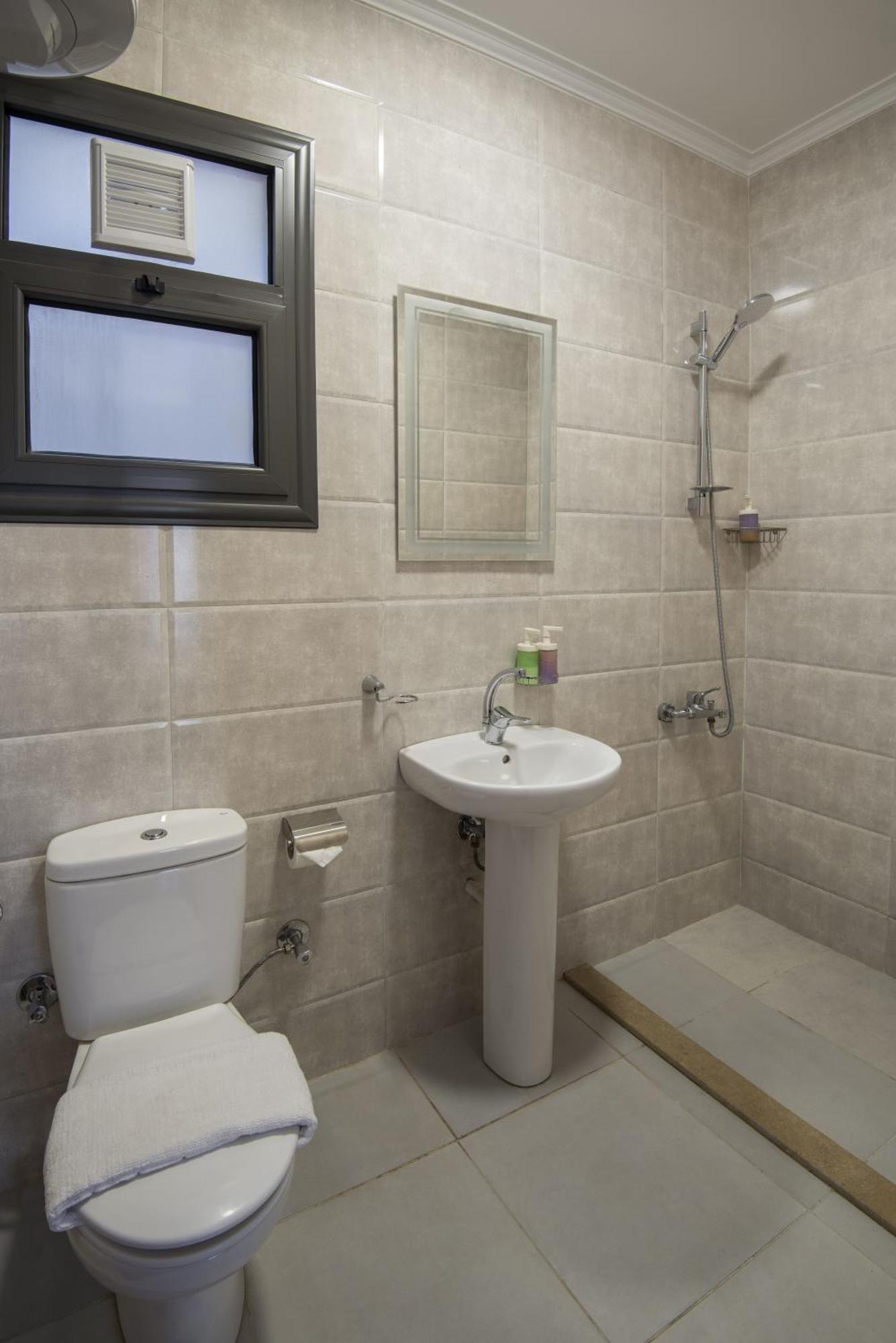 Travelholic Auc Apartamento *