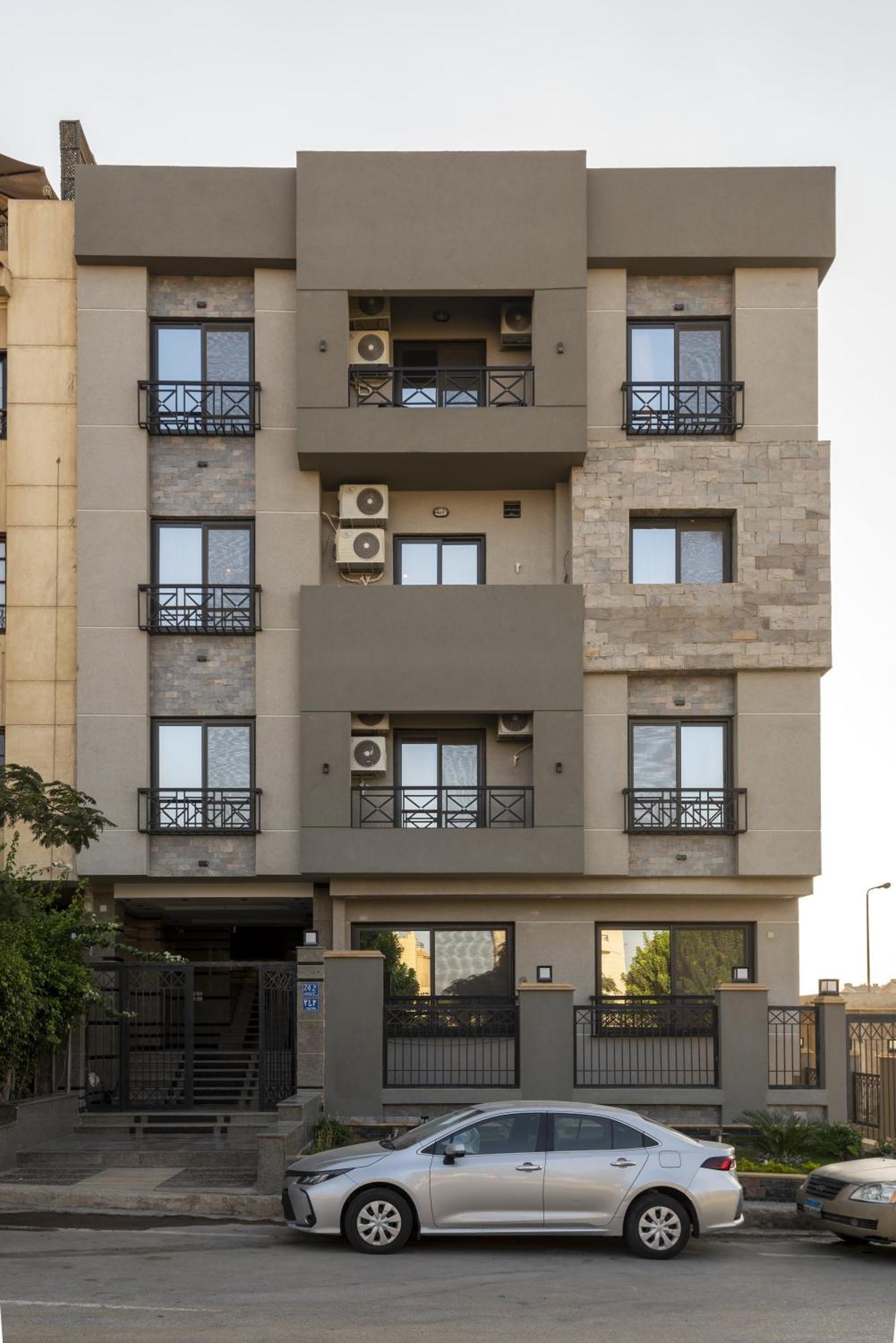 Travelholic Auc Apartment Kairo