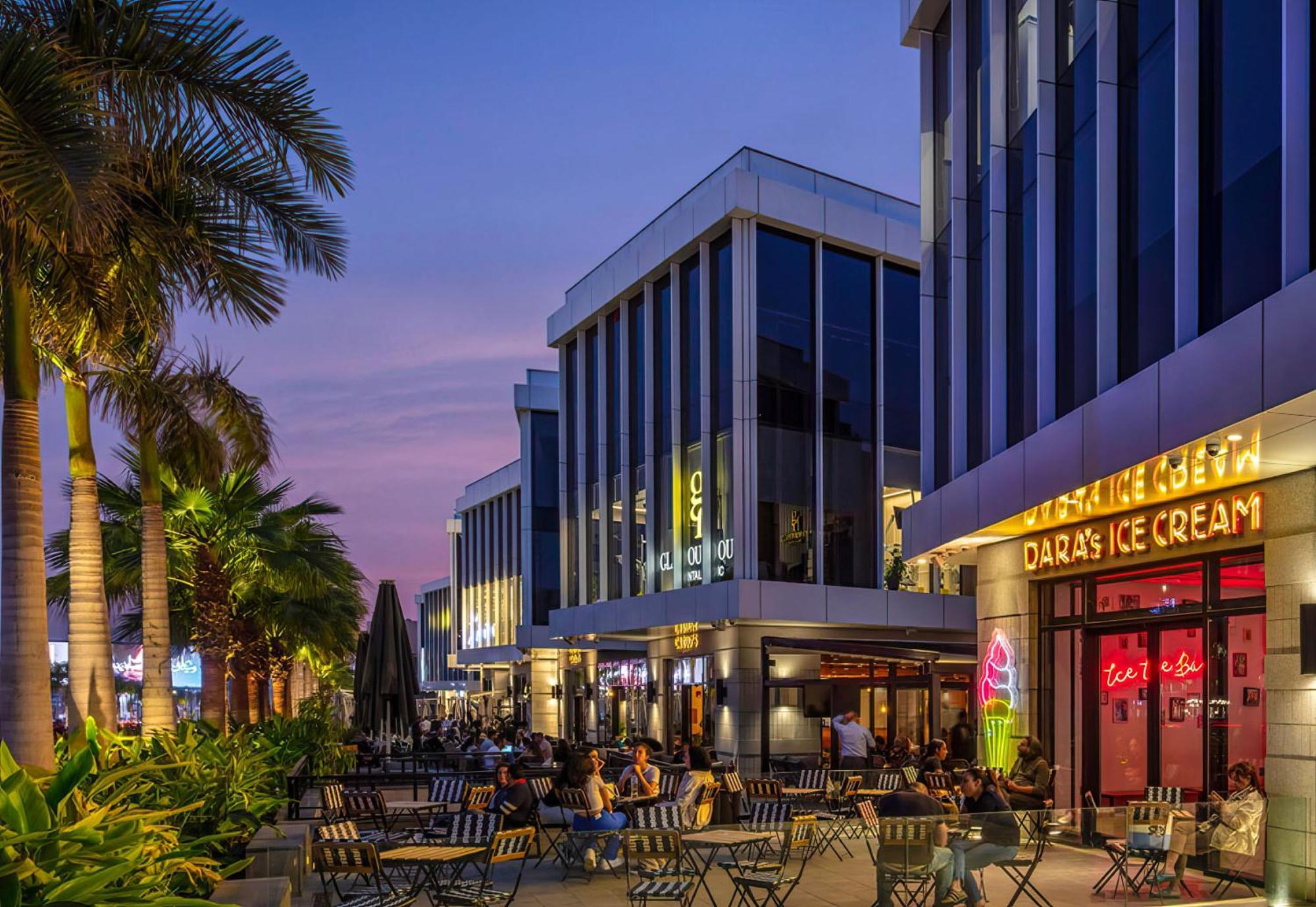Travelholic Auc Apartment *