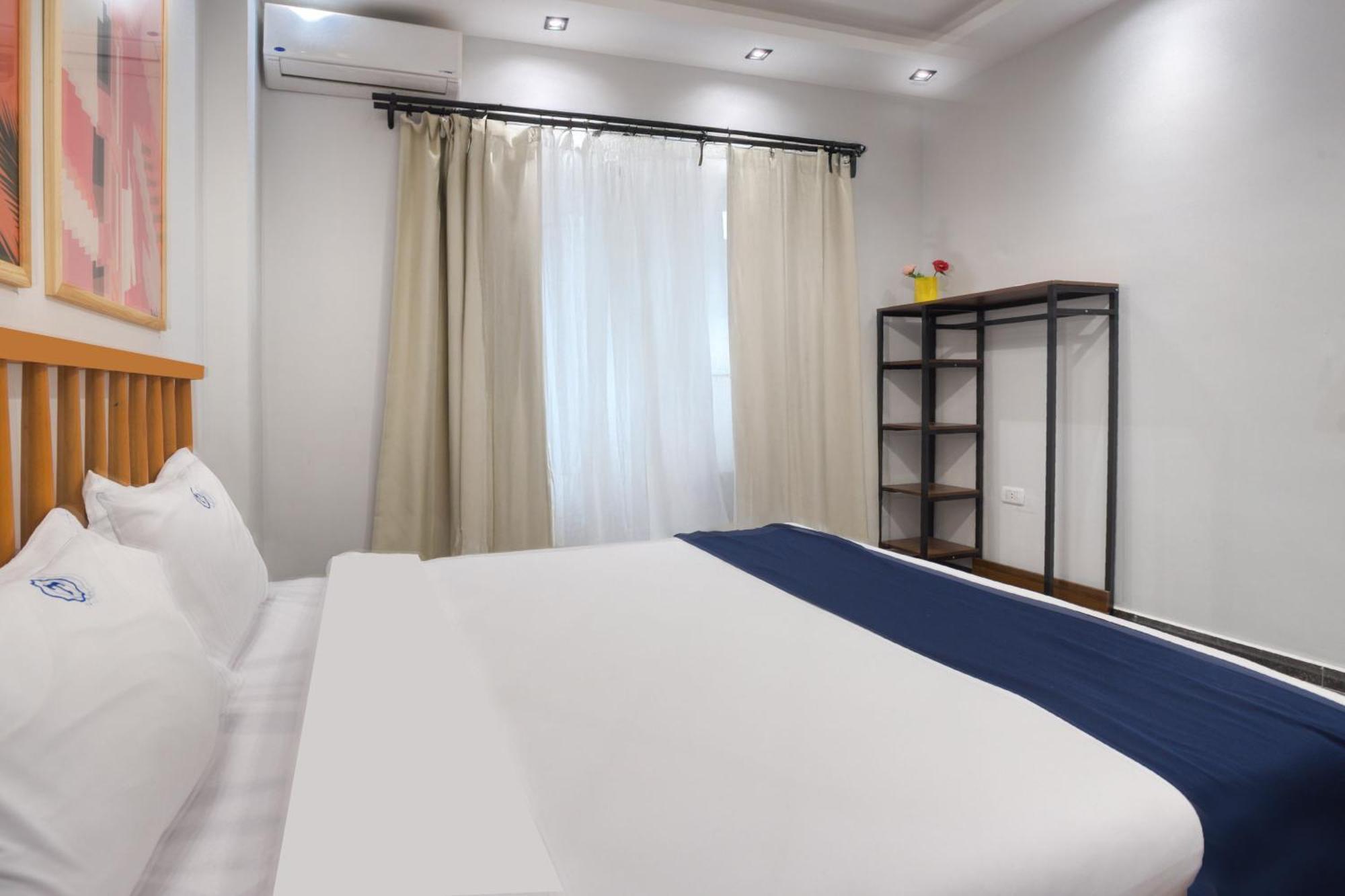 Travelholic Auc Apartment